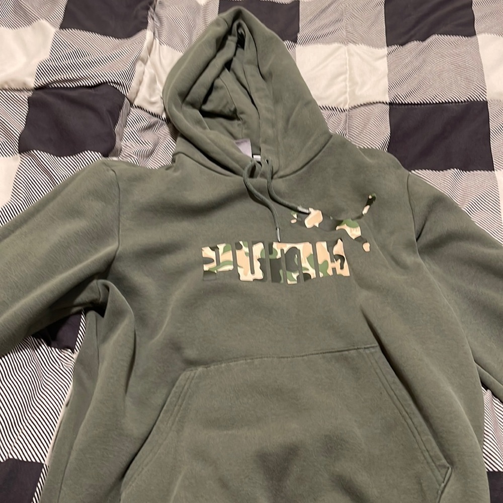 Puma sweatshirt